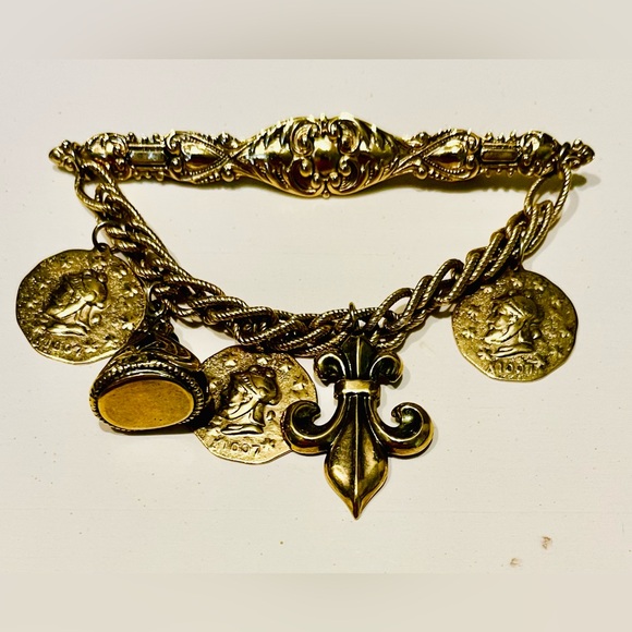 VINTAGE Mid Century Rare Large Drippy Chatalaine Style Brooch w Charms FANTASTIC - Picture 3 of 8